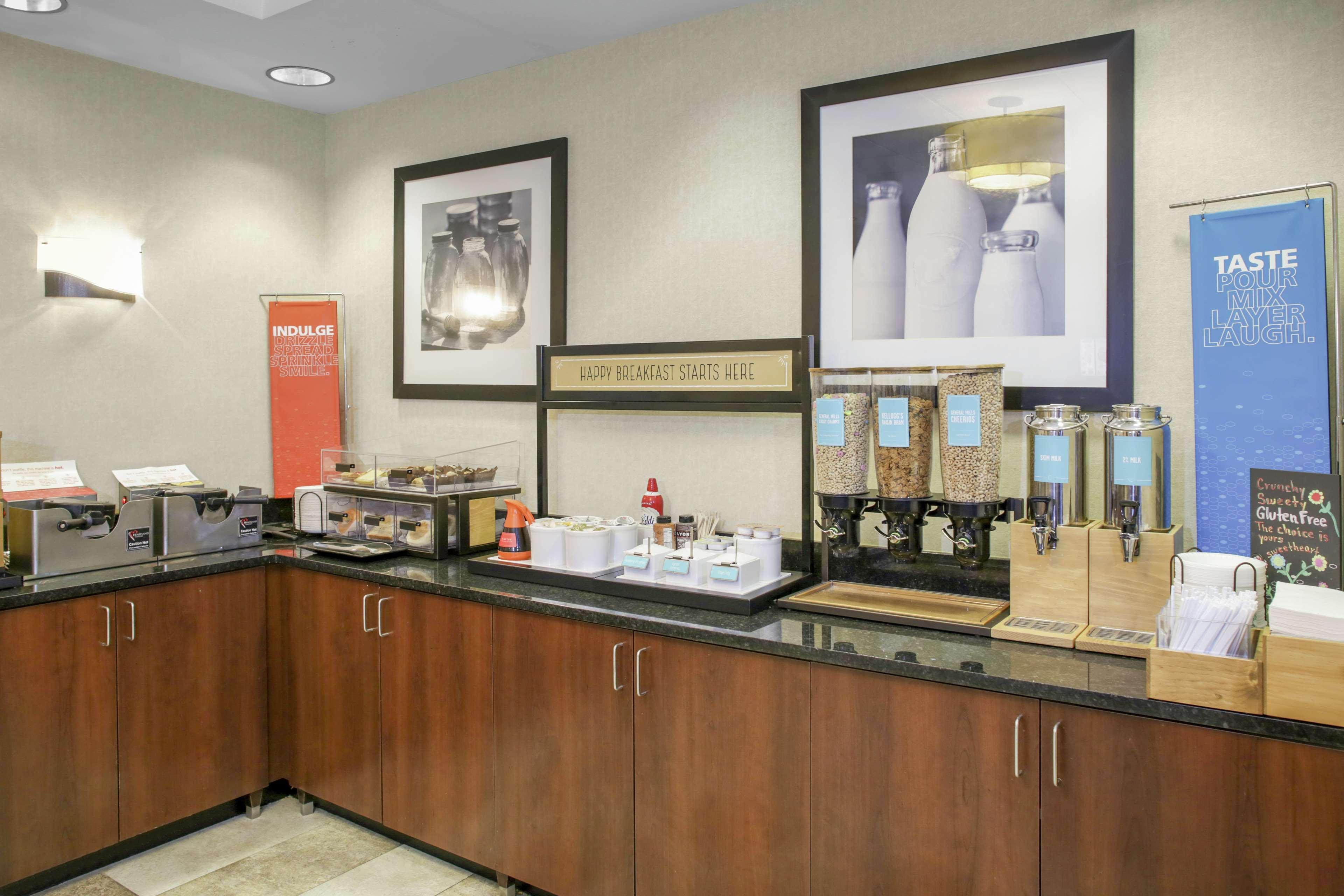Hampton Inn Chicago Elgin/I-90 Eksteriør billede